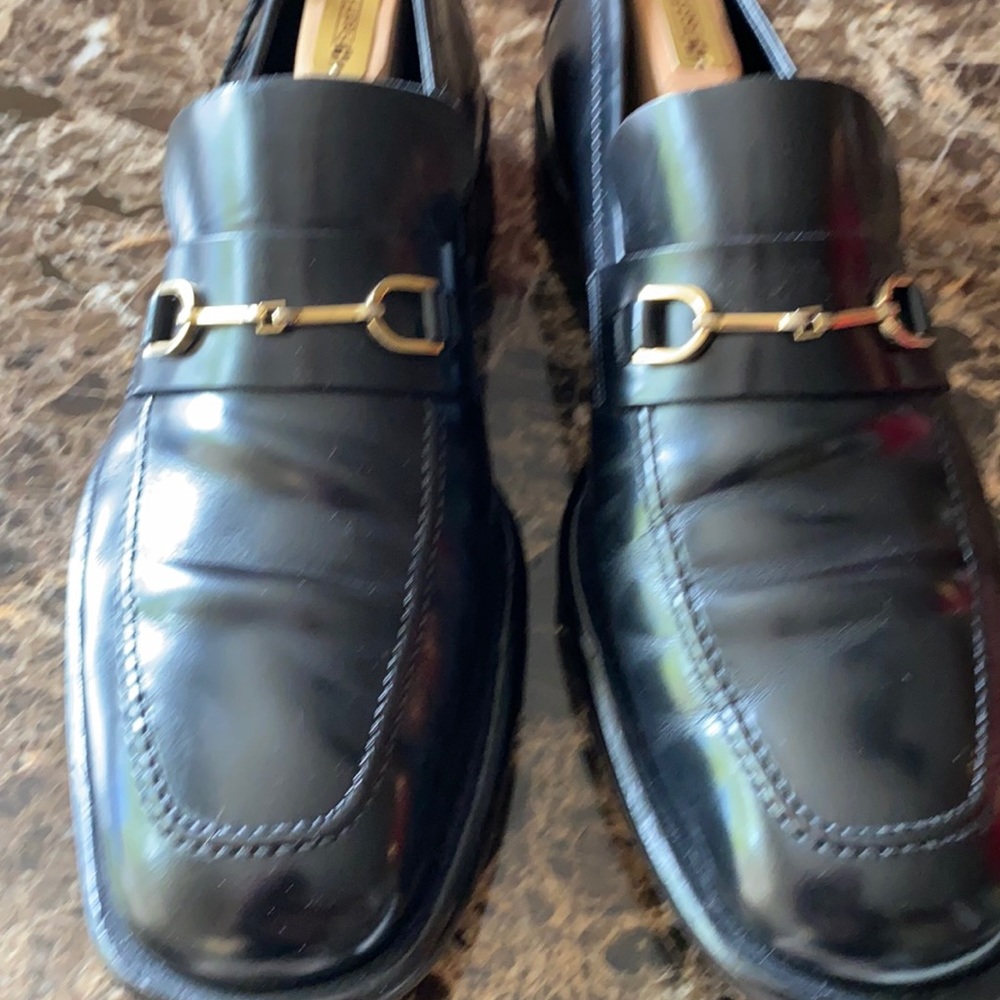 GUCCI! Mens loafers size 10.5